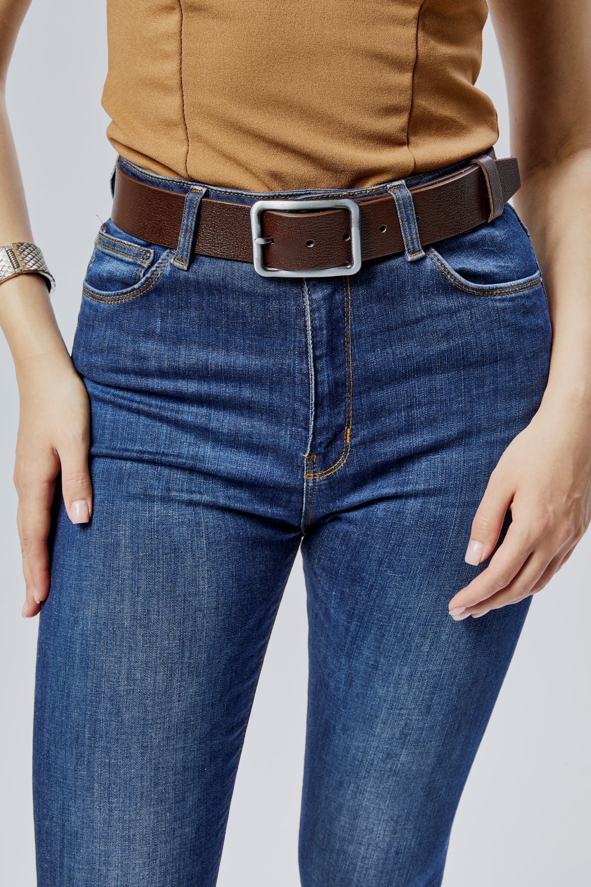 %100 Hakiki Deri Kadın Kemeri 4 cm – Şık Klasik